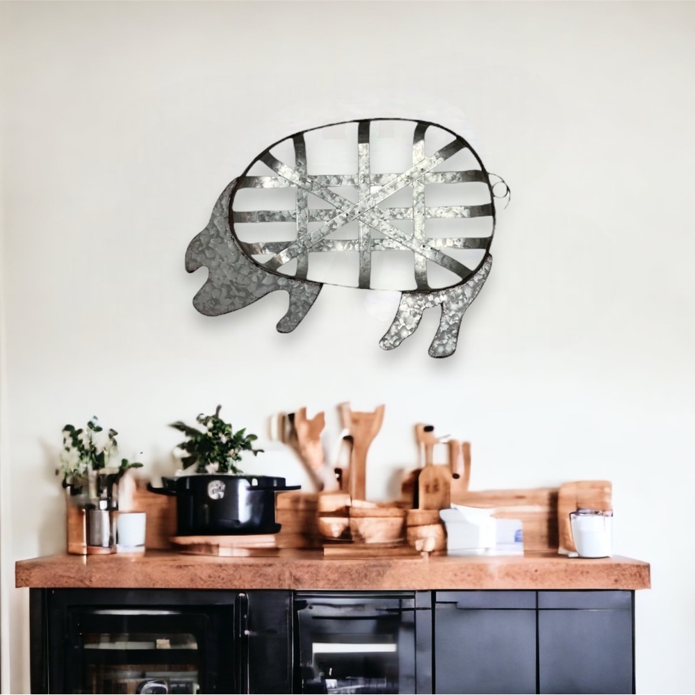 Farmhouse Pig Decor